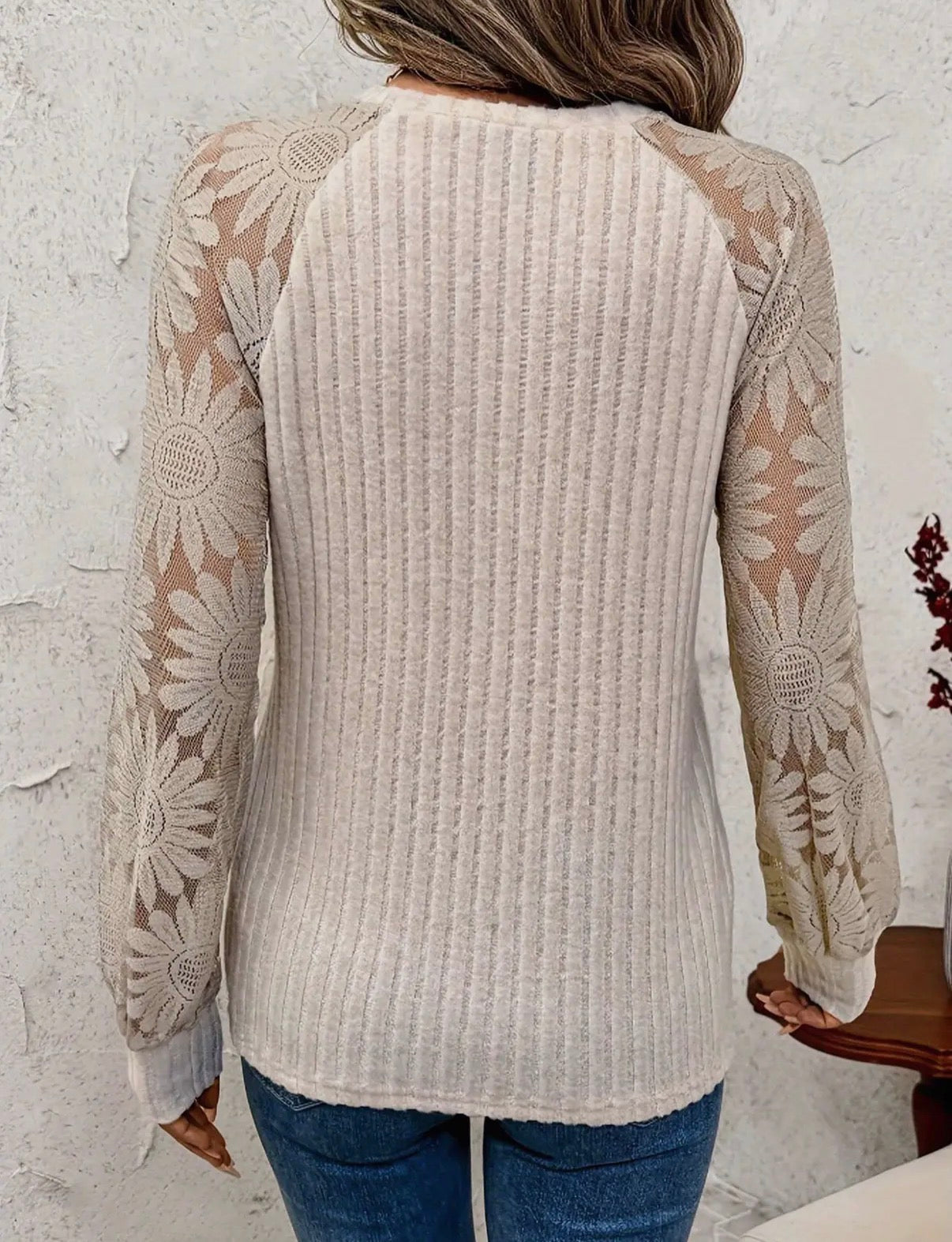 Lace Patchwork Long Sleeved Top